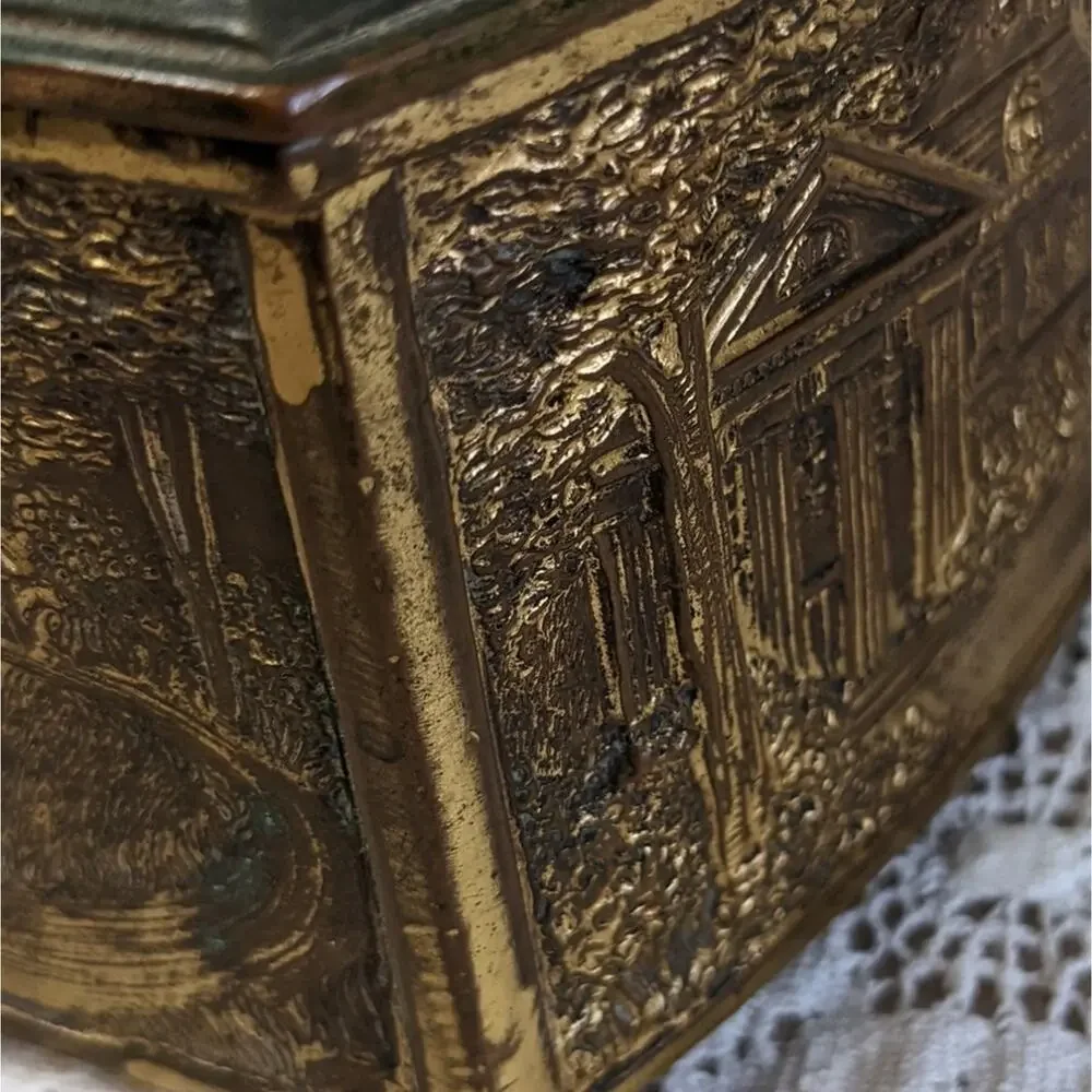 Weidlich Bros WB Mfg Co antique jewelry casket gold plated American Colonial